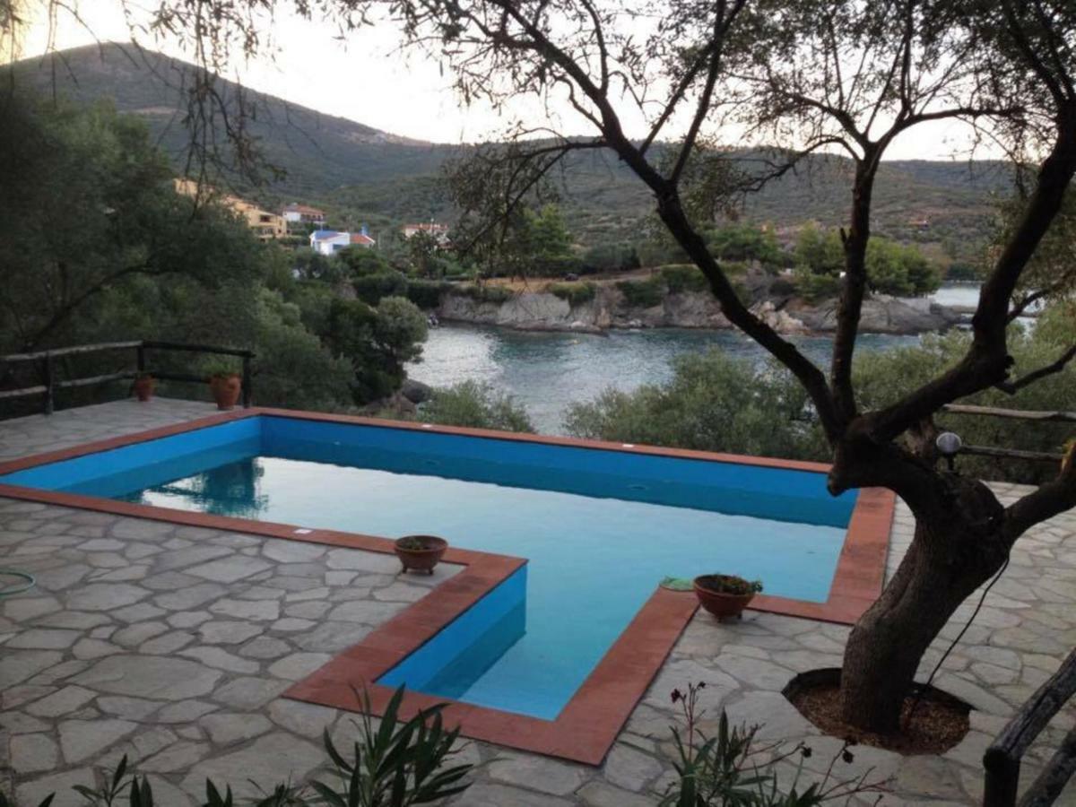 Villa Valia: Traditional Luxurious Residence Pyrgadikia Buitenkant foto